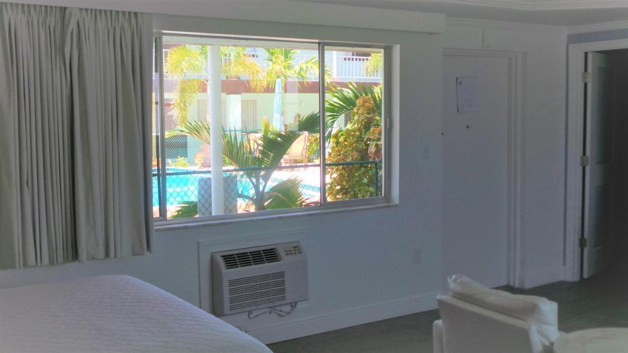 Deluxe Double Room Kitchenette