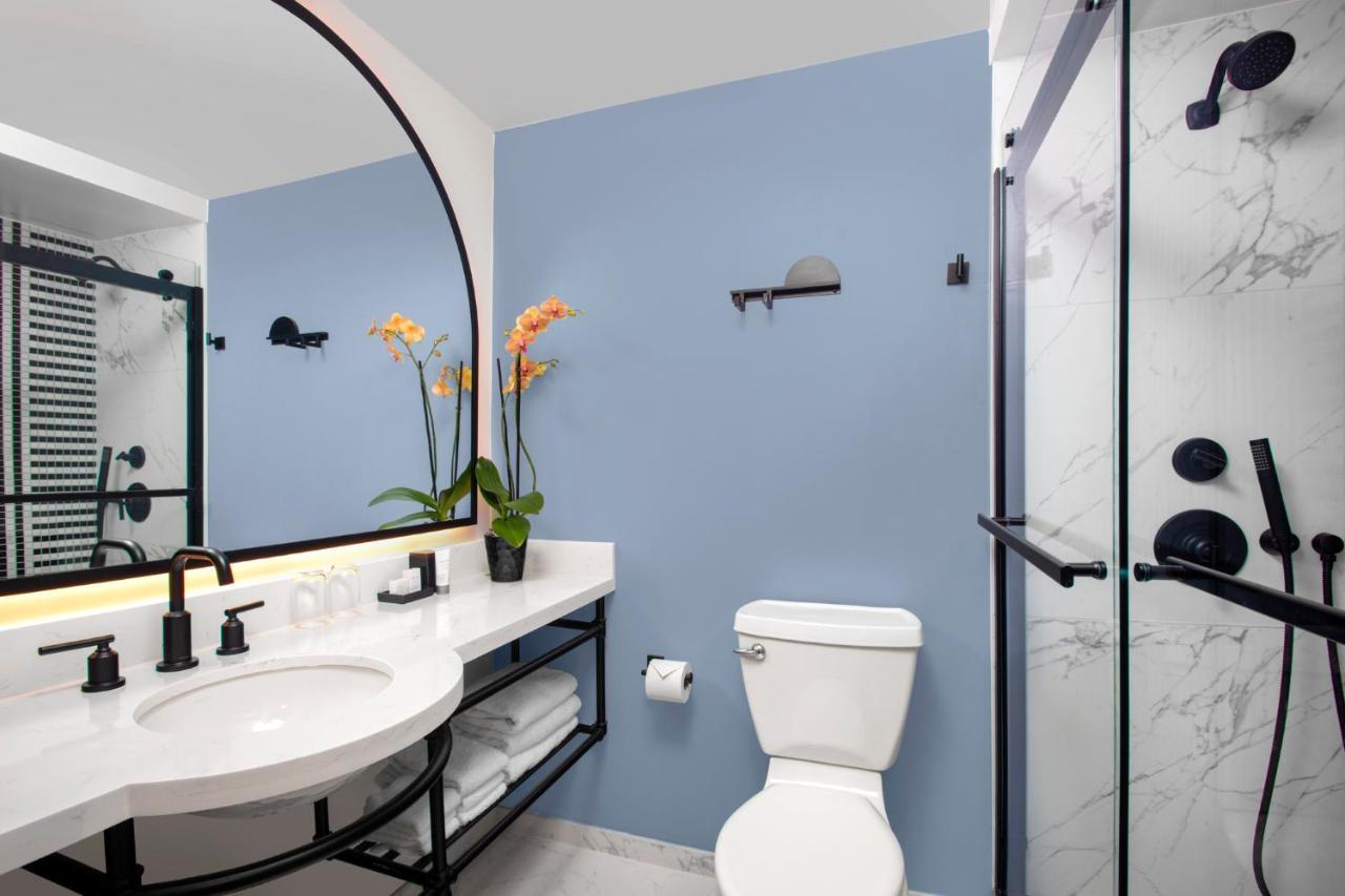 Luxury King Junior Suite,1082977891:JPEG