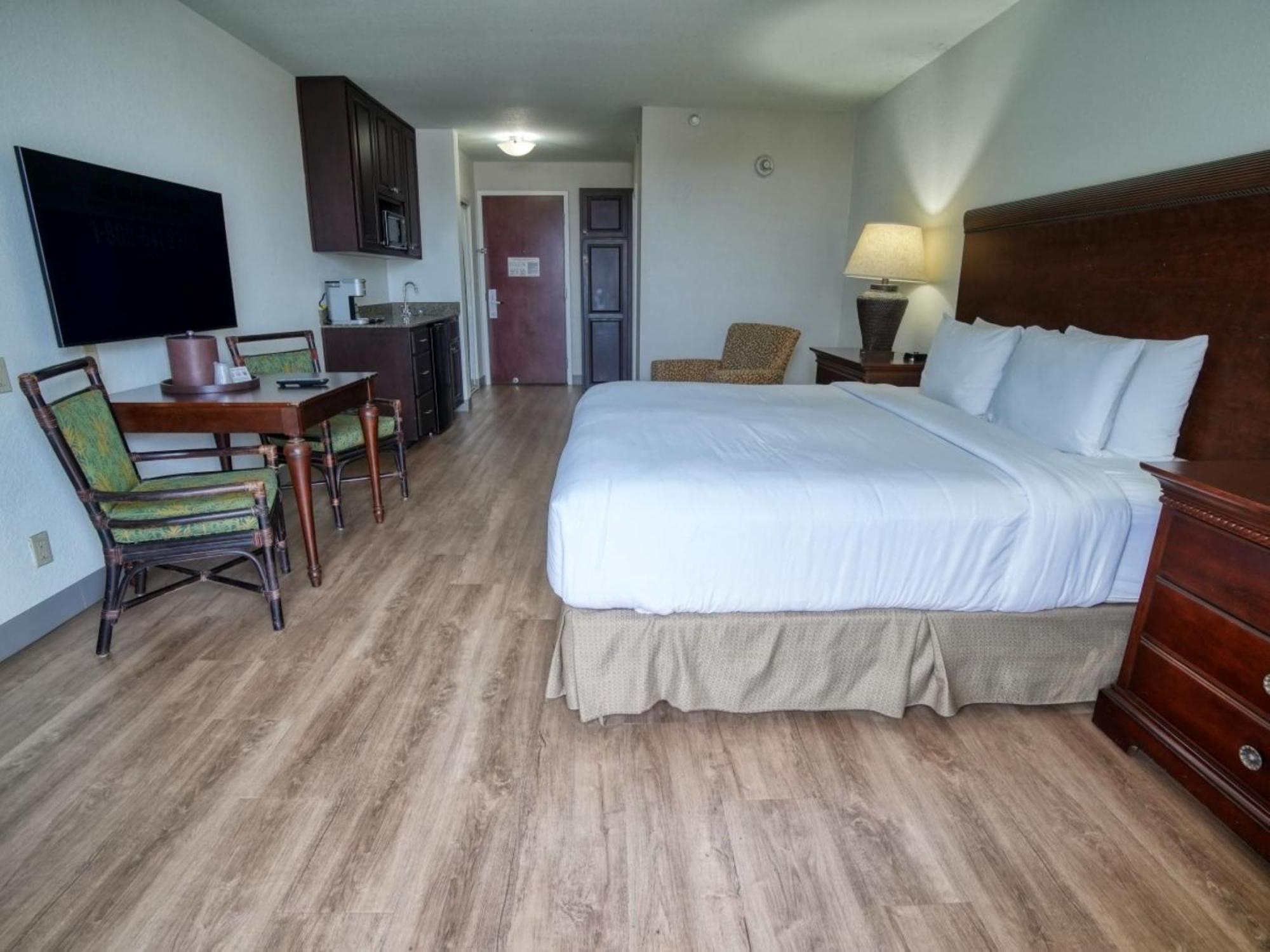 King Room Gulf View Non-Smoking