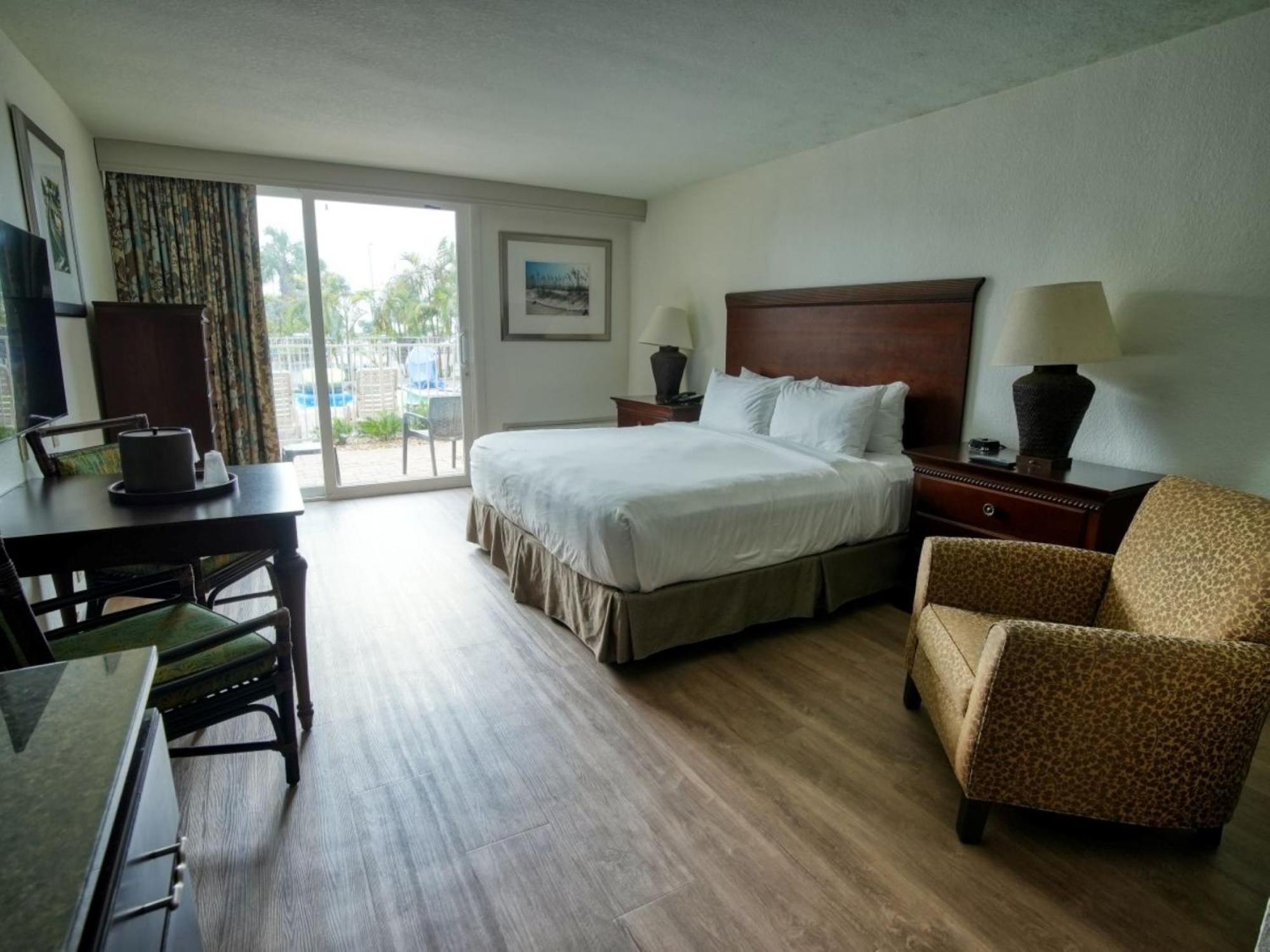 King Room Gulf View Non-Smoking