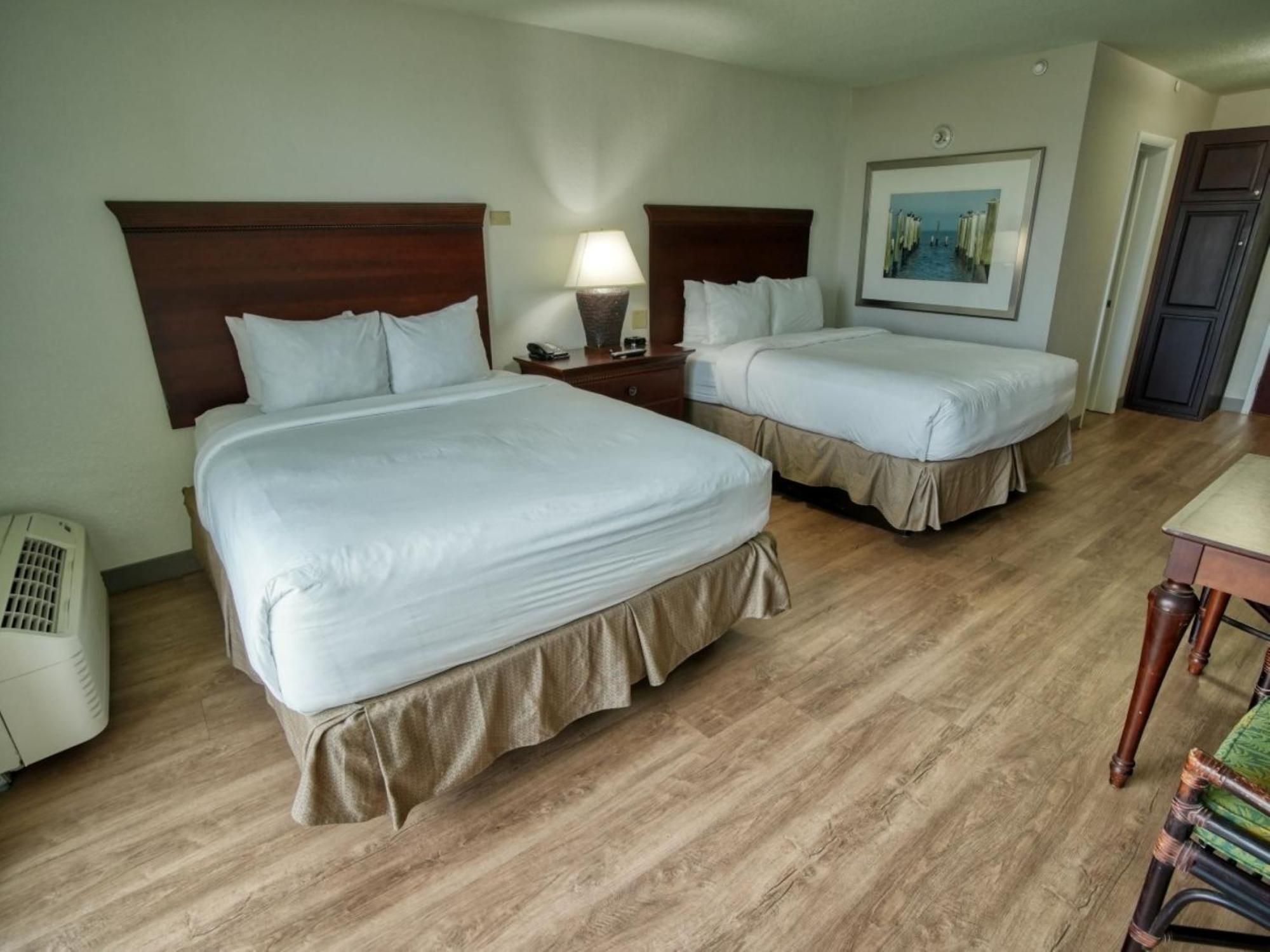 Queen Room Two Queen Beds Non-Smoking