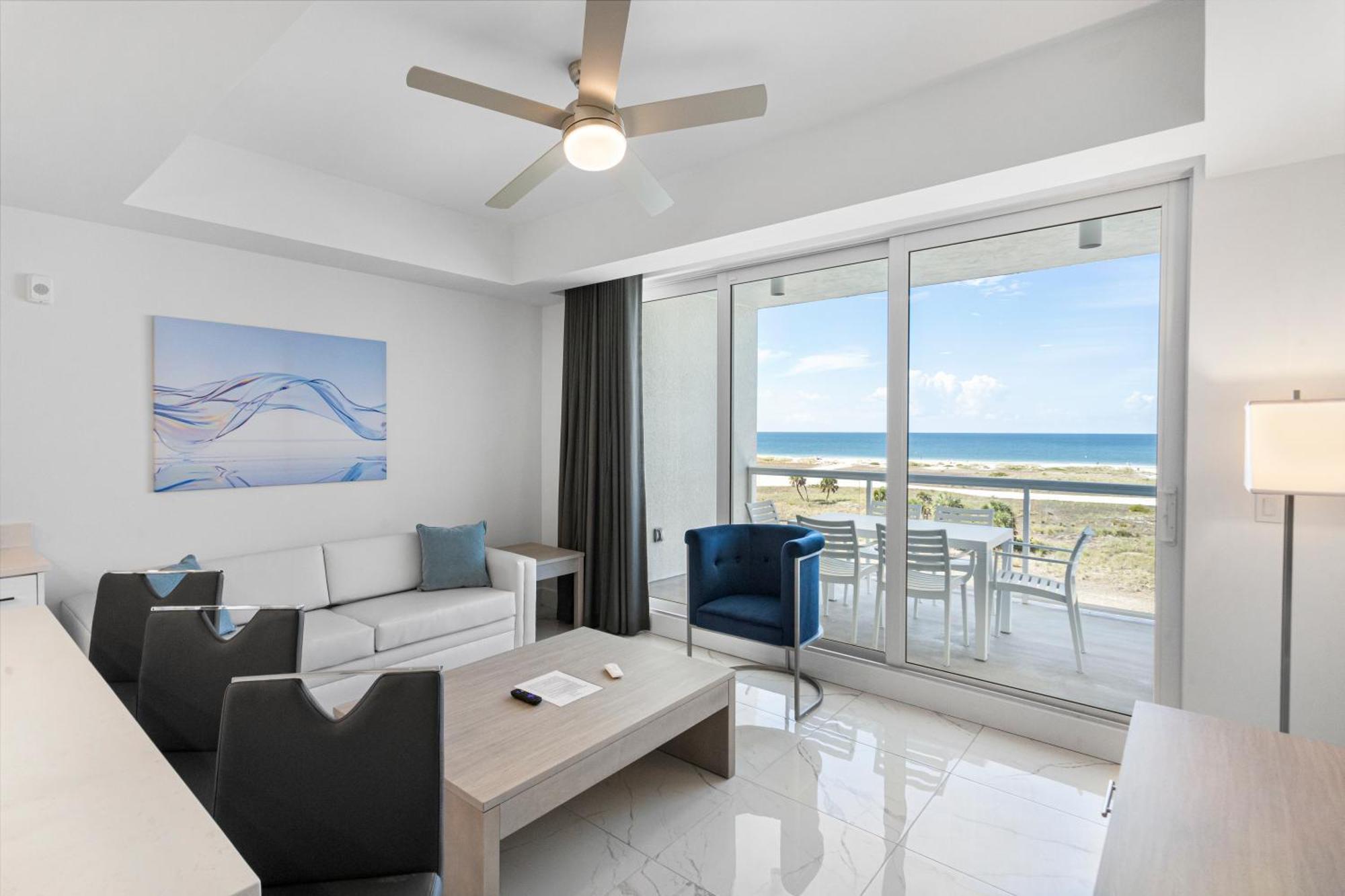 Deluxe Suite Sea View
