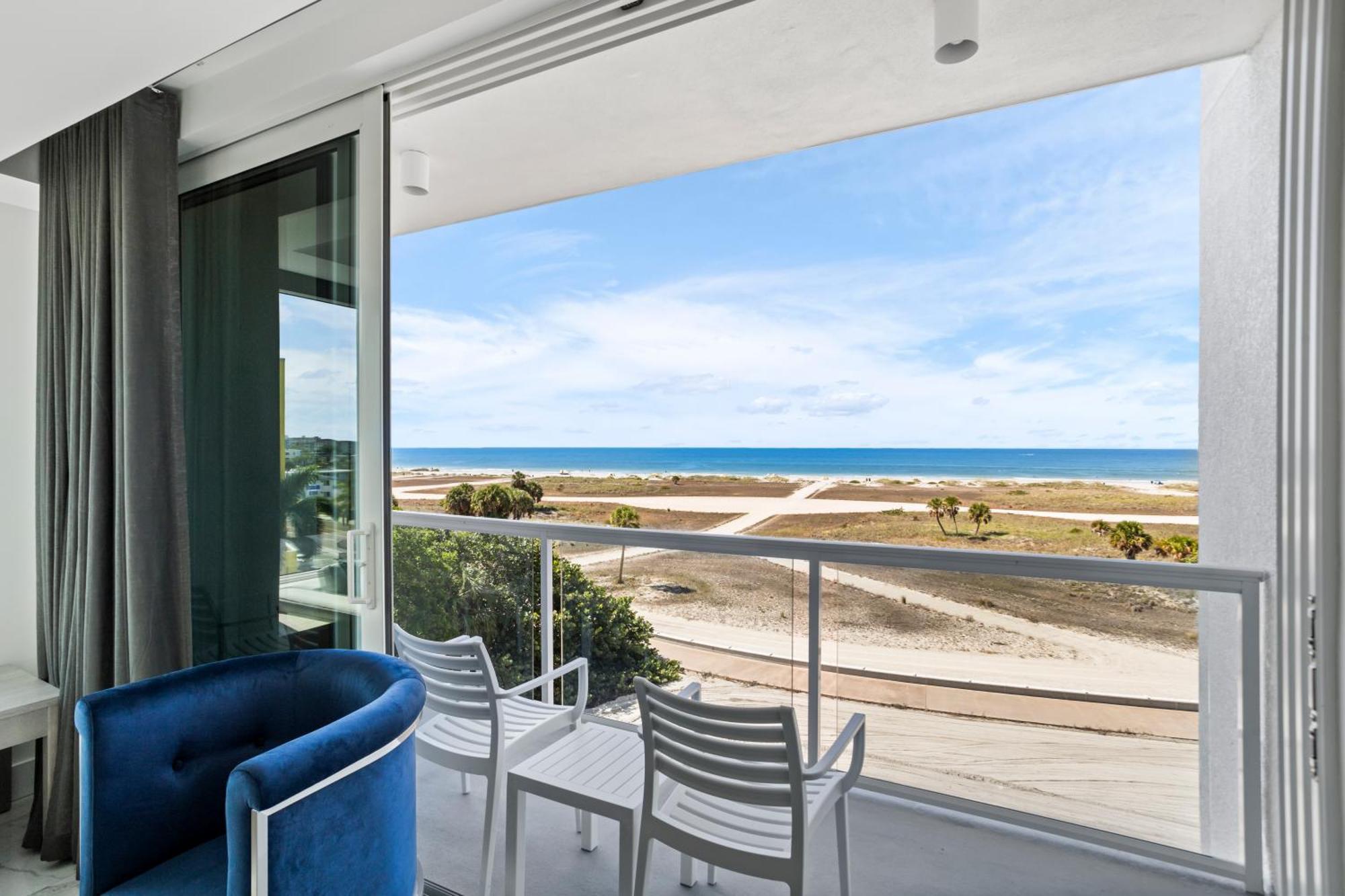 Junior Suite Ocean View