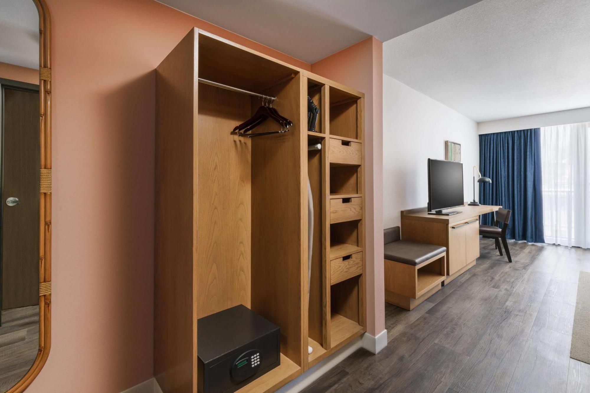King Room Hearing Accessible