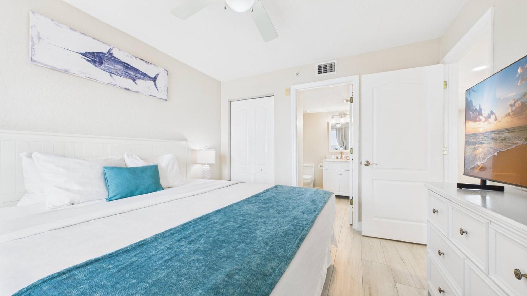 Two-Bedroom Superior Apartment