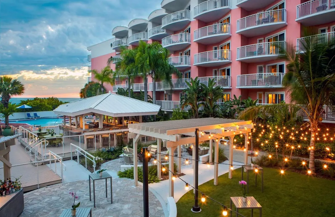 Beach House Suites By The Don Cesar-1