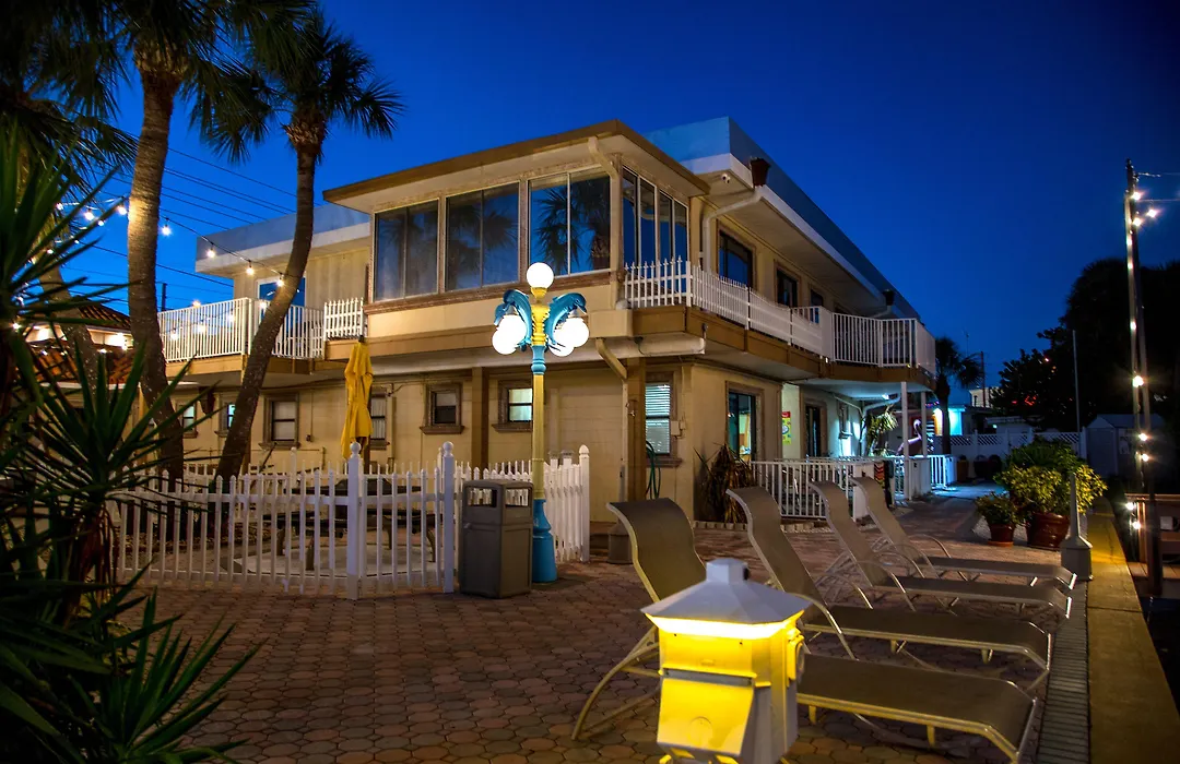Bayview Plaza Waterfront Resort-1