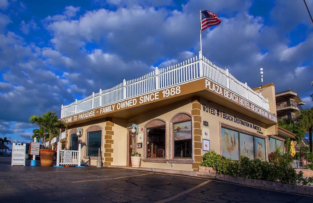 Plaza Beach Hotel - Beachfront Resort-1