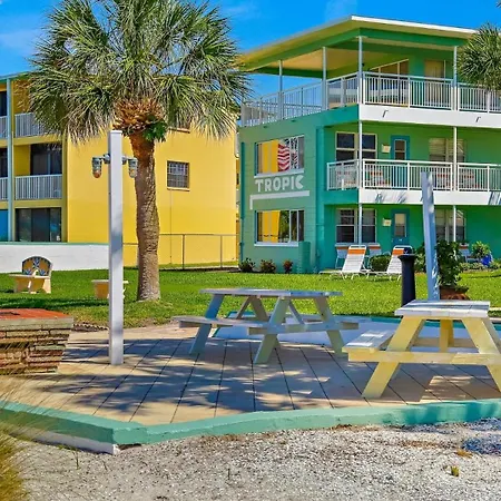 Tropic Terrace-3