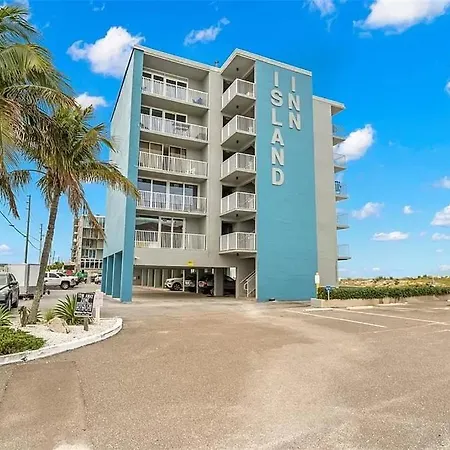 Island Inn Beach Resort-3