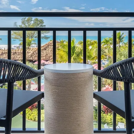 Hilton Garden Inn St. Pete Beach, Fl-3