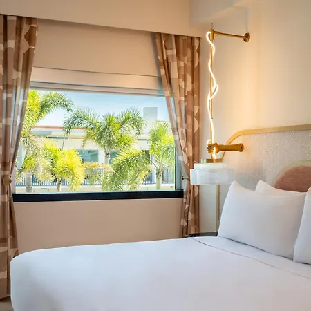 The Luce, St. Pete Beach, A Tribute Portfolio Hotel-3