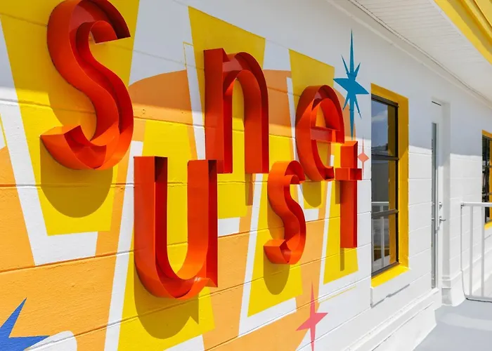 Sunset Inn And Cottages St. Pete Beach
