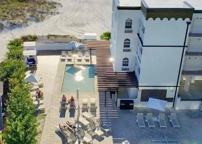 St Pete Beach HotelsBarefoot Beach Club