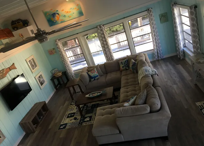 The Beach House - Treasure Island St. Pete Beach
