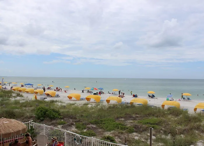 Schooner Hotel St. Pete Beach